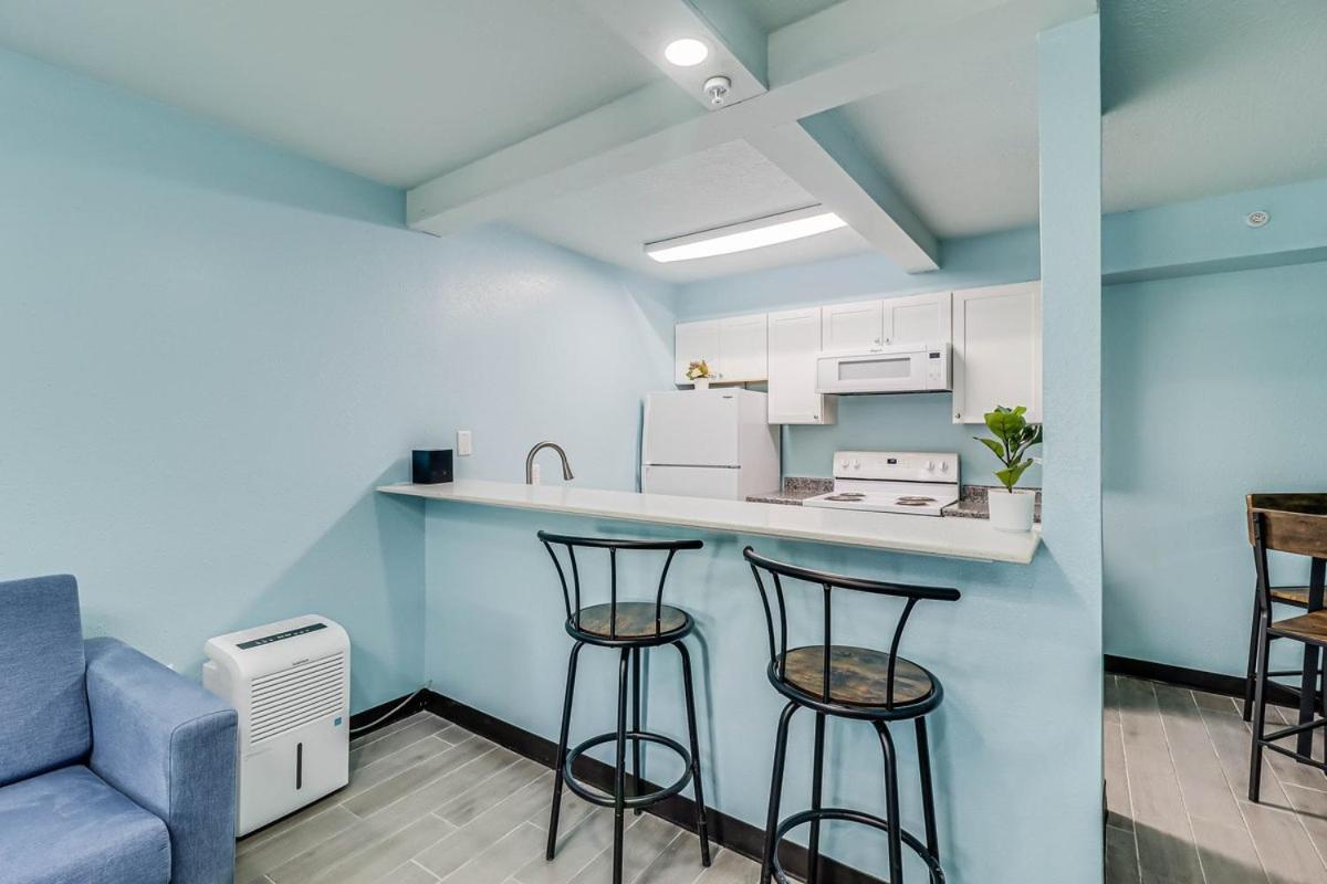 Seaside Boutique Hotel, Waves At Your Doorstep Port Aransas Exteriör bild